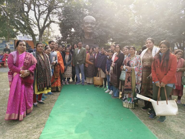 Patna Art College with Artist